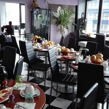 Frankfurt Central Hostel-2